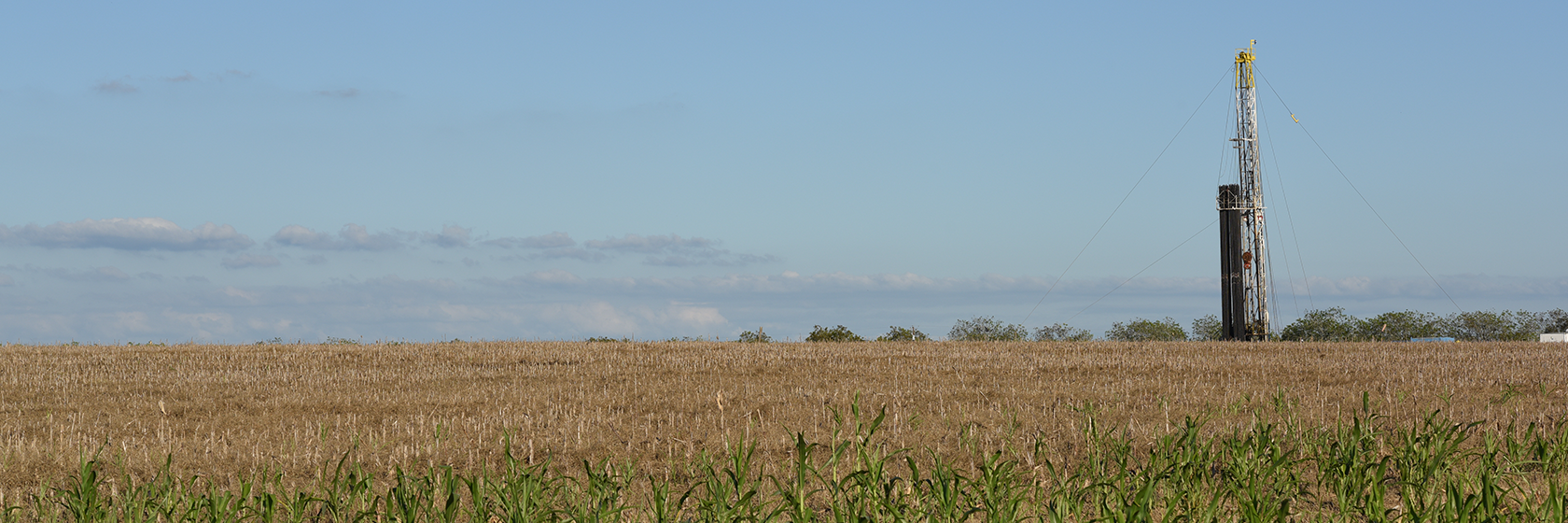 Rig in field